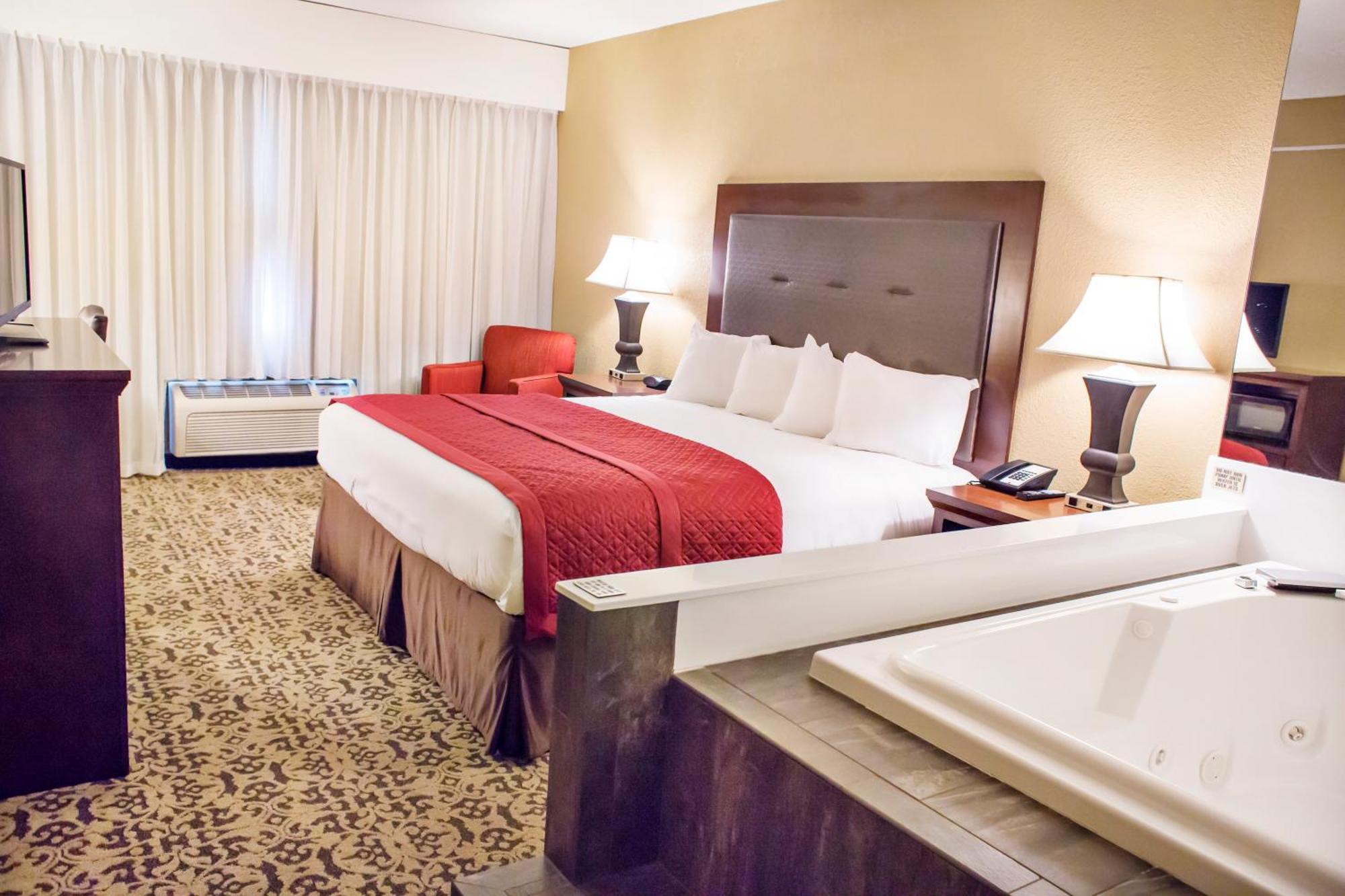 King Room Spa Bath