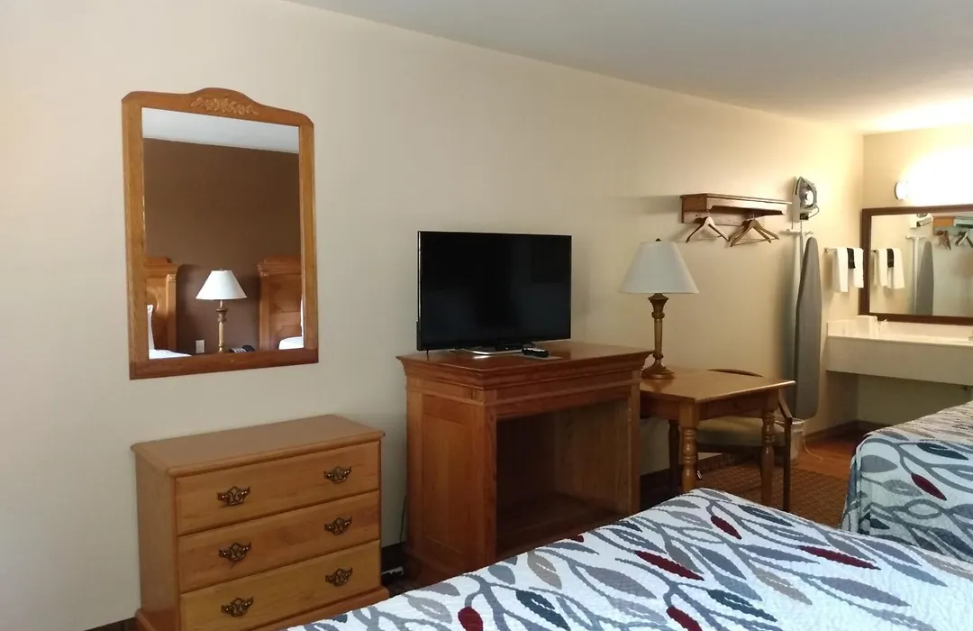 Gazebo Inn-1