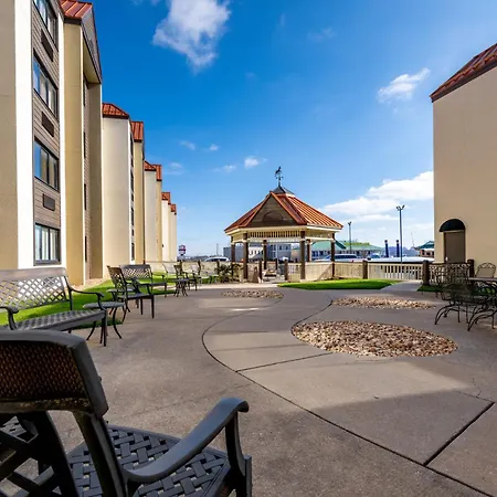 Lodge Of The Ozarks-3